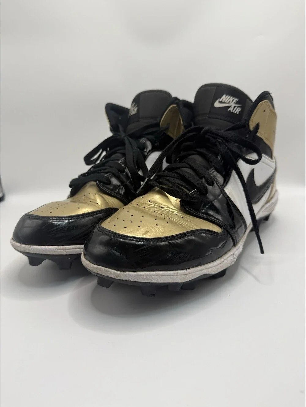 Nike Air Jordan 1 Mid Gold Black  Football Cleats, Size 7.5  FJ6805-701